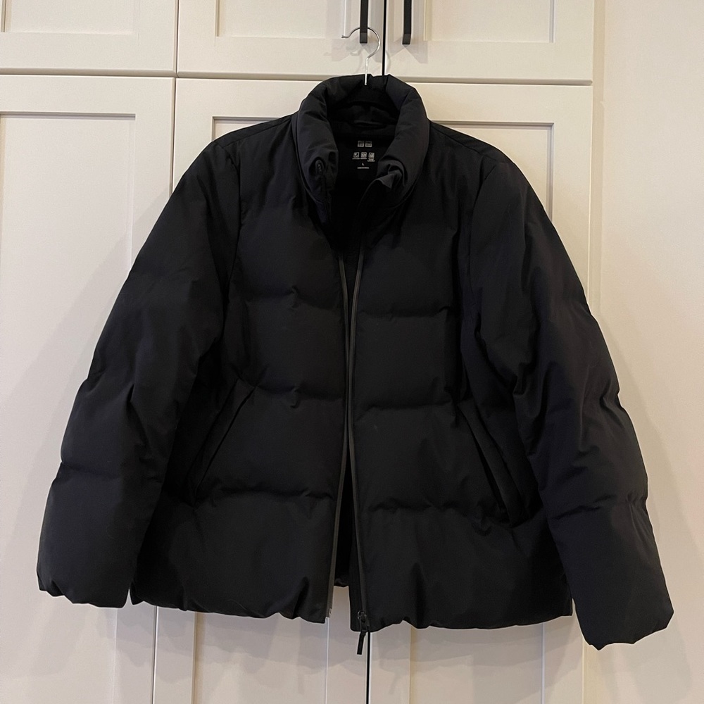 Uniqlo cropped puffer jacket